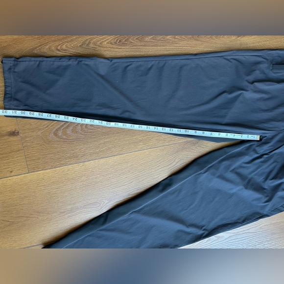 Men’s lululemon athletica Carbon Black Joggers/pants Size L. Nwot - Picture 3 of 16